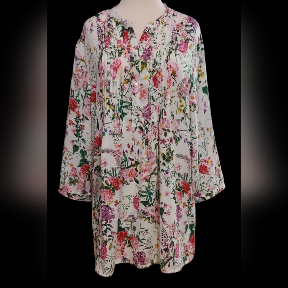 Damart size 16 white top